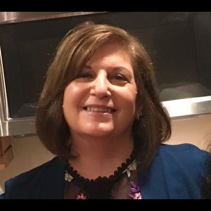Meet your Posher, Linda
